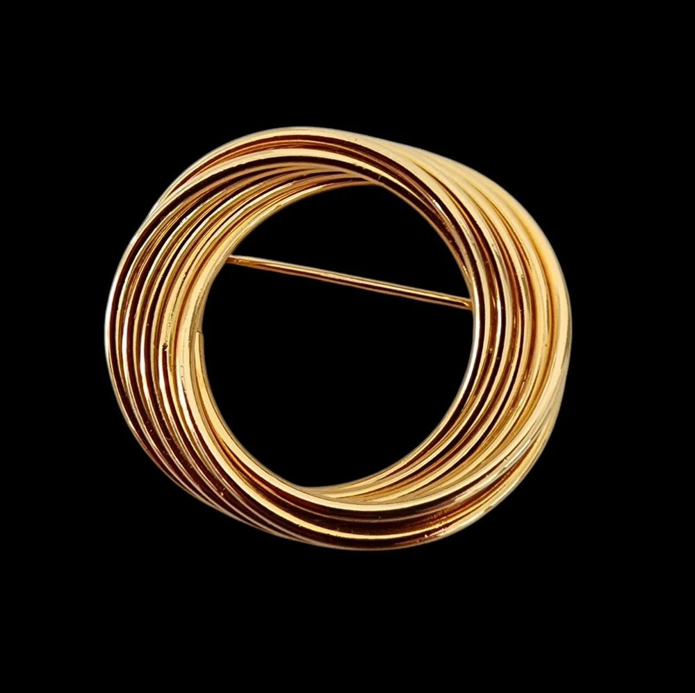 Napier Vintage Brooch Pin circle brooch gold tone